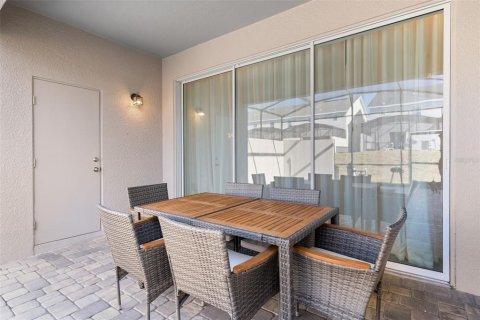 Adosado en venta en Kissimmee, Florida, 6 dormitorios, 213.12 m2 № 1869075 - foto 28
