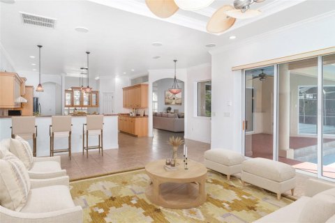 Villa ou maison à vendre à Bradenton, Floride: 4 chambres, 325.16 m2 № 1686447 - photo 16