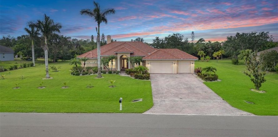 Villa ou maison à Bradenton, Floride 4 chambres, 325.16 m2 № 1686447