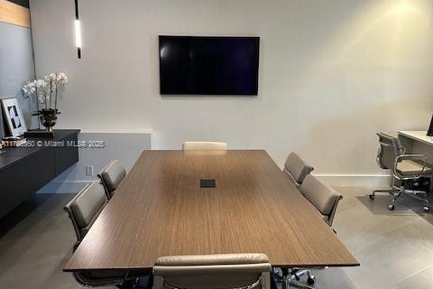Commercial property in Miami, Florida № 1867457 - photo 12
