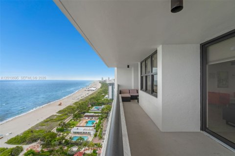 Condominio en venta en Miami Beach, Florida, 2 dormitorios, 93.37 m2 № 2091129 - foto 23