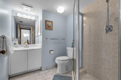 Condominio en venta en Miami Beach, Florida, 2 dormitorios, 93.37 m2 № 2091129 - foto 19