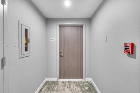 Condominio en venta en Miami Beach, Florida, 2 dormitorios, 93.37 m2 № 2091129 - foto 4