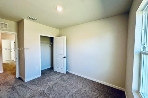 Touwnhouse à louer à Lehigh Acres, Floride: 3 chambres, 136.01 m2 № 1998366 - photo 20