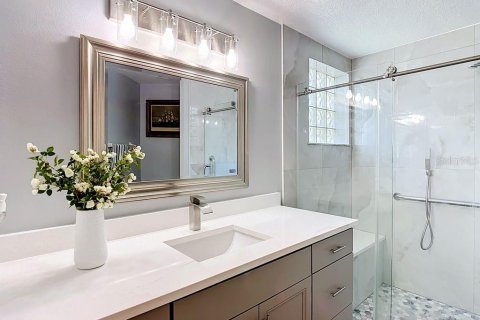 Купить виллу или дом в Киссимми, Флорида 7 комнат, 156.82м2, № 2222079 - фото 15