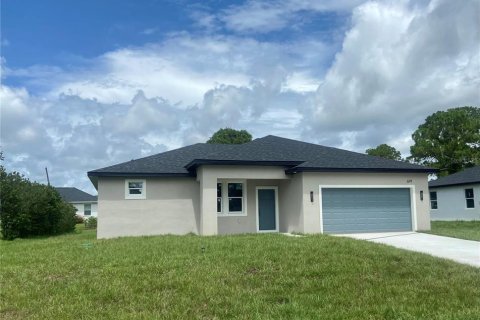 House in Sebring, Florida 3 bedrooms, 131.92 sq.m. № 1912250 - photo 2