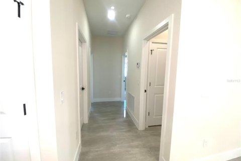 House in Sebring, Florida 3 bedrooms, 131.92 sq.m. № 1912250 - photo 28