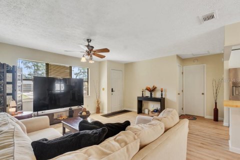 Casa en venta en St. Lucie, Florida, 3 dormitorios, 115.76 m2 № 2384276 - foto 9