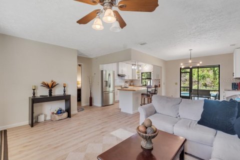 Casa en venta en St. Lucie, Florida, 3 dormitorios, 115.76 m2 № 2384276 - foto 5
