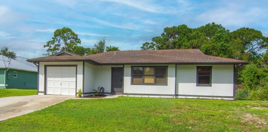 Casa en St. Lucie, Florida 3 dormitorios, 115.76 m2 № 2384276