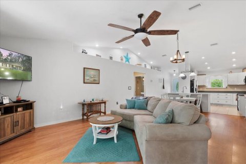 Casa en venta en Chiefland, Florida, 3 dormitorios, 150.5 m2 № 1744918 - foto 26