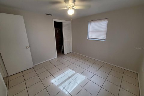 Casa en alquiler en New Port Richey, Florida, 2 dormitorios, 93.65 m2 № 1870350 - foto 9