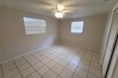 Casa en alquiler en New Port Richey, Florida, 2 dormitorios, 93.65 m2 № 1870350 - foto 14