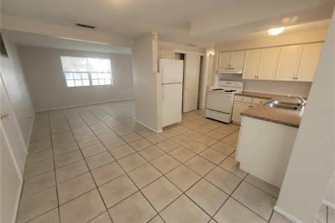 Casa en alquiler en New Port Richey, Florida, 2 dormitorios, 93.65 m2 № 1870350 - foto 4