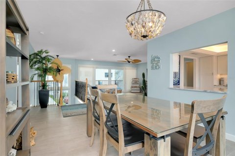 Condo in Sarasota, Florida, 3 bedrooms  № 1750175 - photo 29
