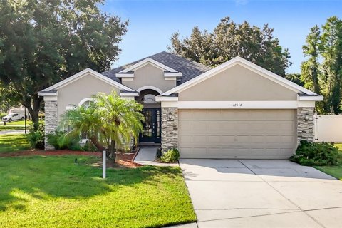 House in Hudson, Florida 3 bedrooms, 164.62 sq.m. № 1876415 - photo 1