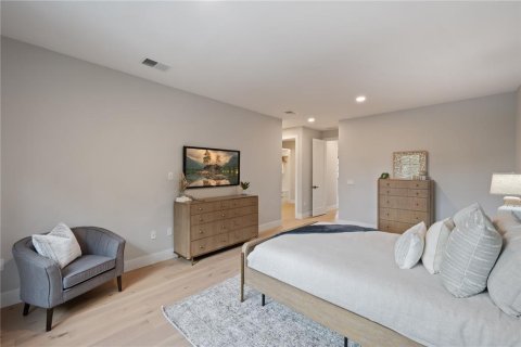 Casa en venta en Orlando, Florida, 5 dormitorios, 322.37 m2 № 1870175 - foto 21