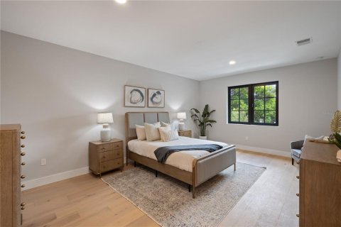 Casa en venta en Orlando, Florida, 5 dormitorios, 322.37 m2 № 1870175 - foto 19