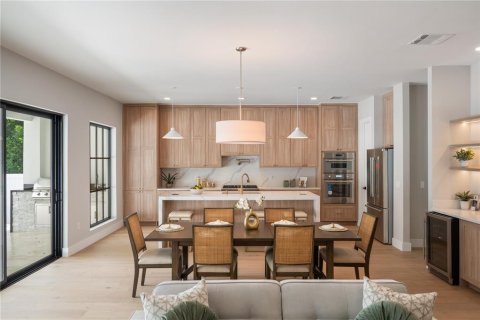 Casa en venta en Orlando, Florida, 5 dormitorios, 322.37 m2 № 1870175 - foto 11