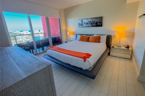 Copropriété à louer à Hallandale Beach, Floride: 2 chambres, 95.69 m2 № 2018786 - photo 8