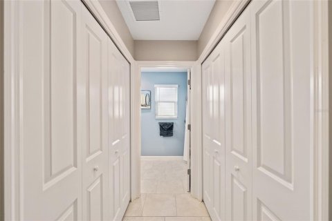 House in The Villages, Florida 2 bedrooms, 116.78 sq.m. № 2226417 - photo 6