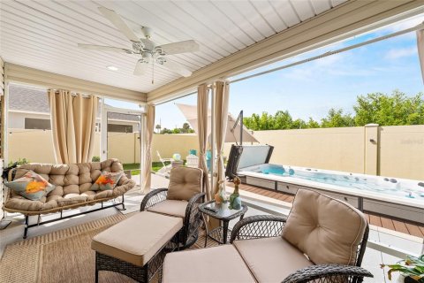 House in The Villages, Florida 2 bedrooms, 116.78 sq.m. № 2226417 - photo 11