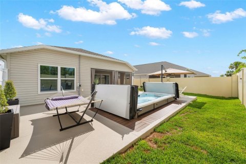 House in The Villages, Florida 2 bedrooms, 116.78 sq.m. № 2226417 - photo 14