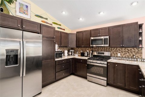 House in The Villages, Florida 2 bedrooms, 116.78 sq.m. № 2226417 - photo 26