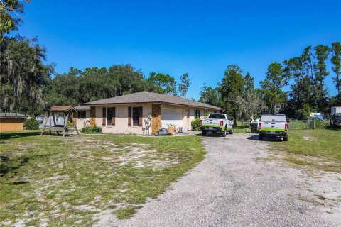 Villa ou maison à vendre à Lake Alfred, Floride: 3 chambres, 178.09 m2 № 2388533 - photo 3