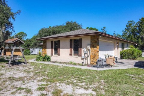 Villa ou maison à vendre à Lake Alfred, Floride: 3 chambres, 178.09 m2 № 2388533 - photo 4