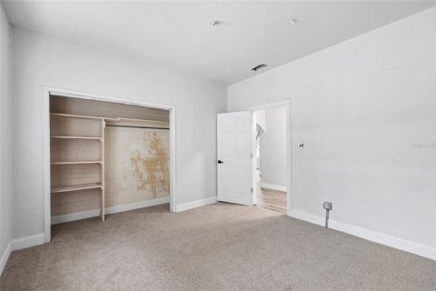 House in Tampa, Florida 3 bedrooms, 117.06 sq.m. № 1813543 - photo 13