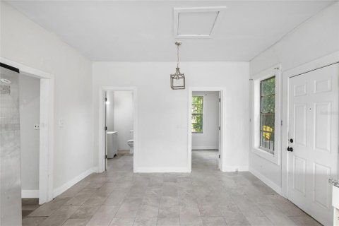 House in Tampa, Florida 3 bedrooms, 117.06 sq.m. № 1813543 - photo 22