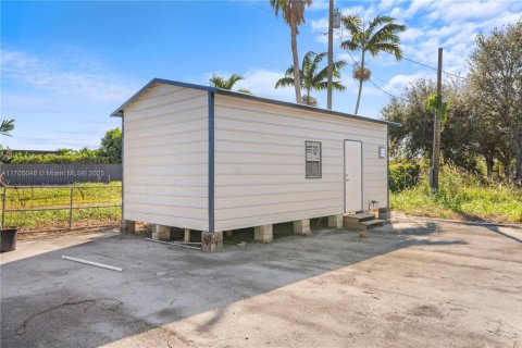 Land in Homestead, Florida № 1874511 - photo 3