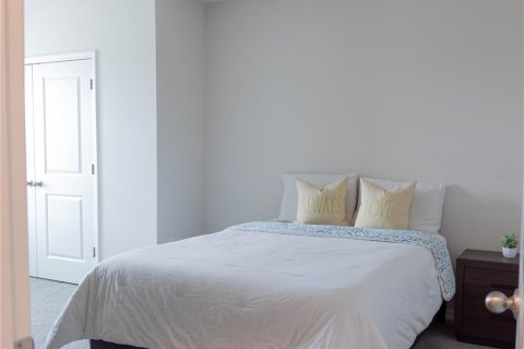Touwnhouse à vendre à Bradenton, Floride: 3 chambres, 158.12 m2 № 2312526 - photo 16
