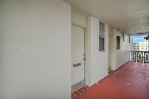 Condominio en venta en Aventura, Florida, 2 dormitorios, 100.61 m2 № 1482928 - foto 4