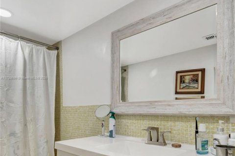 Condominio en venta en Aventura, Florida, 2 dormitorios, 100.61 m2 № 1482928 - foto 21
