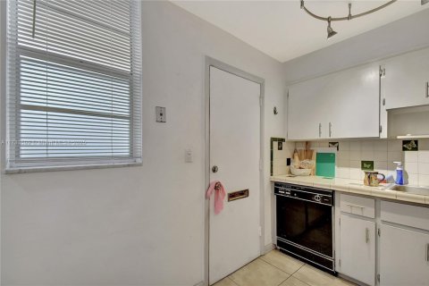 Condominio en venta en Aventura, Florida, 2 dormitorios, 100.61 m2 № 1482928 - foto 6