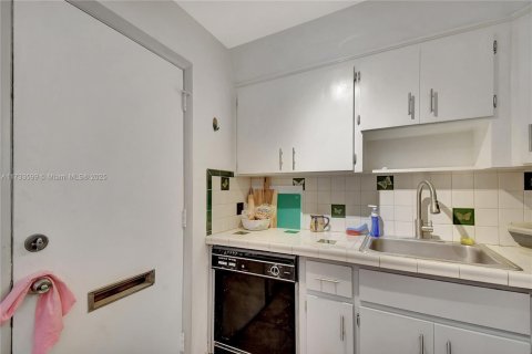 Condominio en venta en Aventura, Florida, 2 dormitorios, 100.61 m2 № 1482928 - foto 7