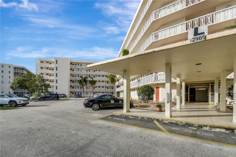 Condominio en venta en Aventura, Florida, 2 dormitorios, 100.61 m2 № 1482928 - foto 2