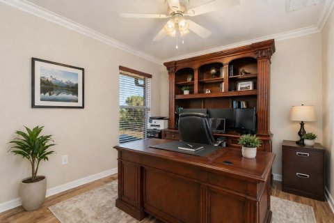House in Port Charlotte, Florida 4 bedrooms, 209.87 sq.m. № 2117392 - photo 28