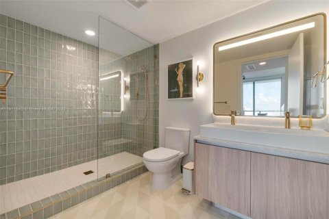Condominio en venta en Miami, Florida, 2 dormitorios, 84.26 m2 № 2013427 - foto 12