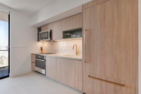 Condominio en venta en Miami, Florida, 2 dormitorios, 84.26 m2 № 2013427 - foto 8