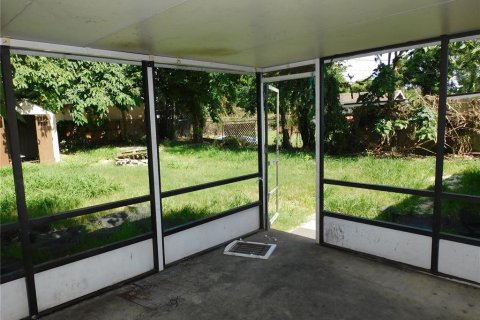 House in Apopka, Florida 3 bedrooms, 76.92 sq.m. № 1814956 - photo 23