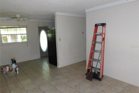 House in Apopka, Florida 3 bedrooms, 76.92 sq.m. № 1814956 - photo 2