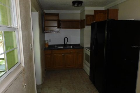 House in Apopka, Florida 3 bedrooms, 76.92 sq.m. № 1814956 - photo 4