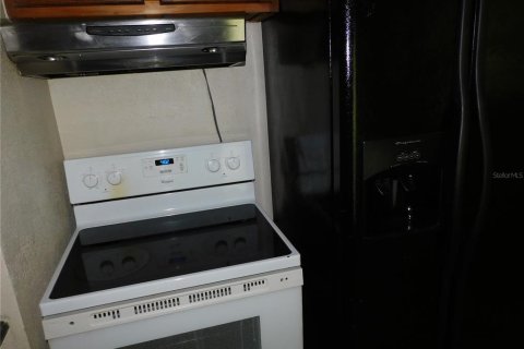 House in Apopka, Florida 3 bedrooms, 76.92 sq.m. № 1814956 - photo 6
