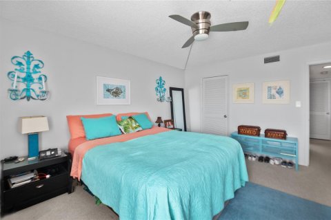 Condominio en venta en Saint Petersburg, Florida, 1 dormitorio, 71.53 m2 № 1785998 - foto 12