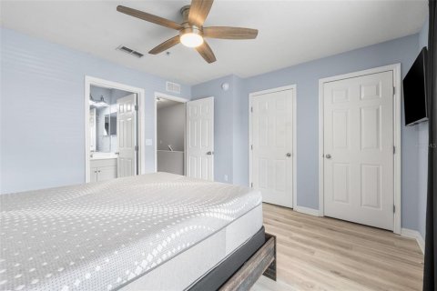 Купить кондоминиум в Гейнсвилл, Флорида 4 комнаты, 106м2, № 2149940 - фото 20
