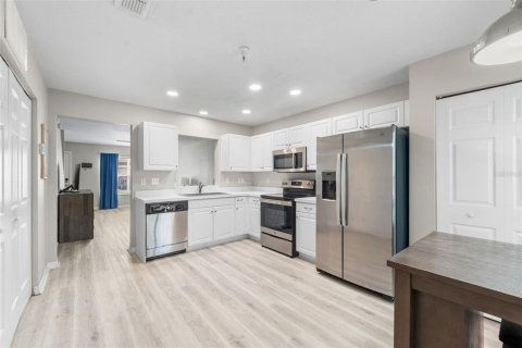 Купить кондоминиум в Гейнсвилл, Флорида 4 комнаты, 106м2, № 2149940 - фото 5
