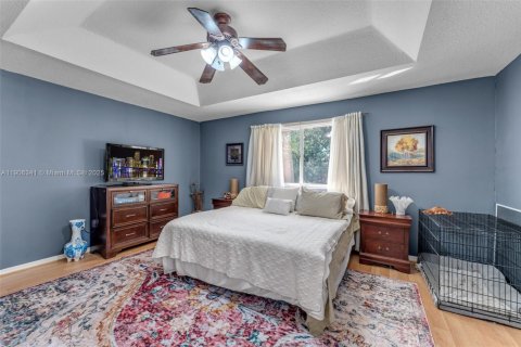 Villa ou maison à vendre à Cutler Bay, Floride: 4 chambres, 172.98 m2 № 1956990 - photo 18